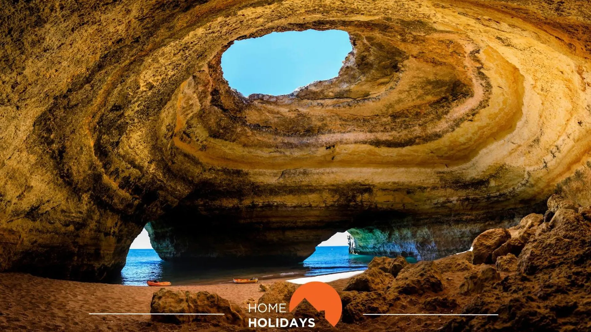 #043 Hassan Flat By Home Holidays location