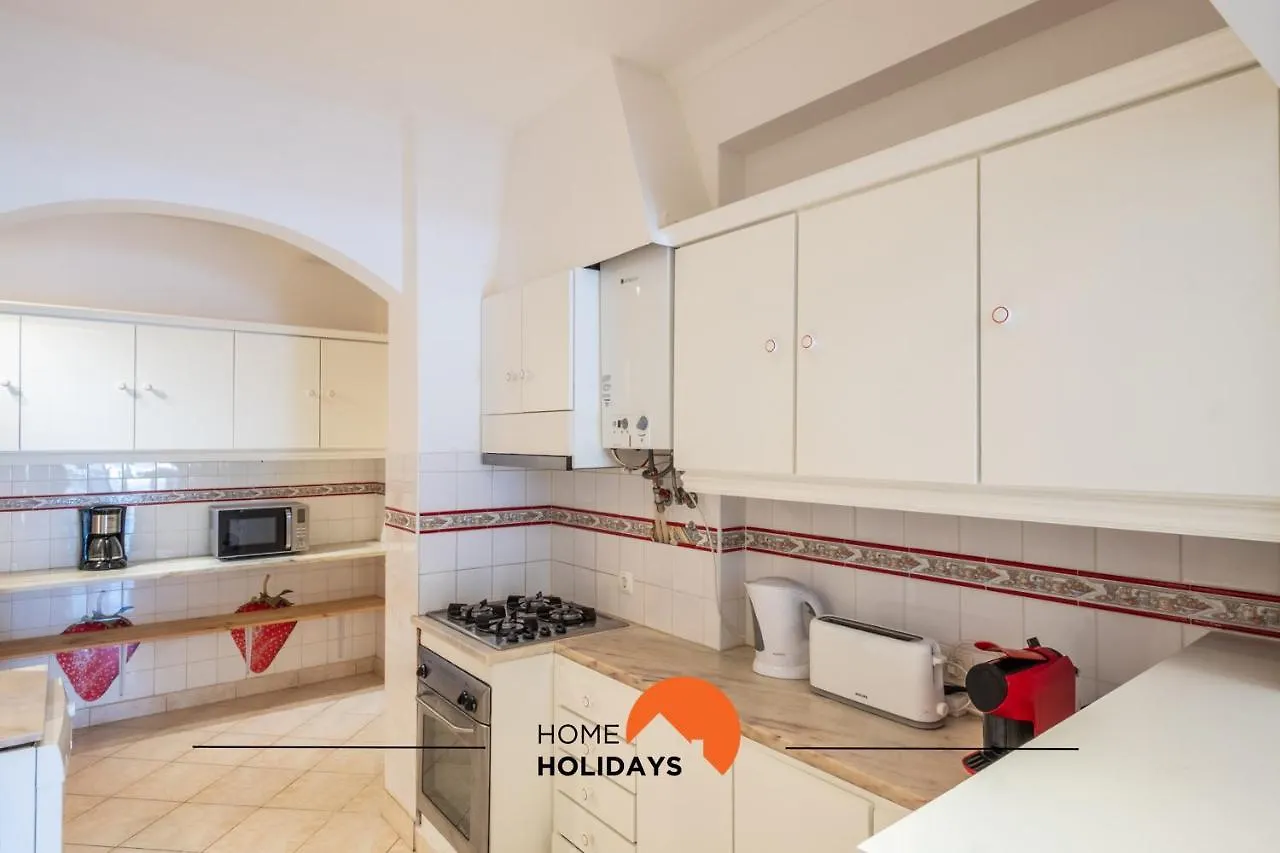 #043 Hassan Flat By Home Holidays Albufeira Apartment